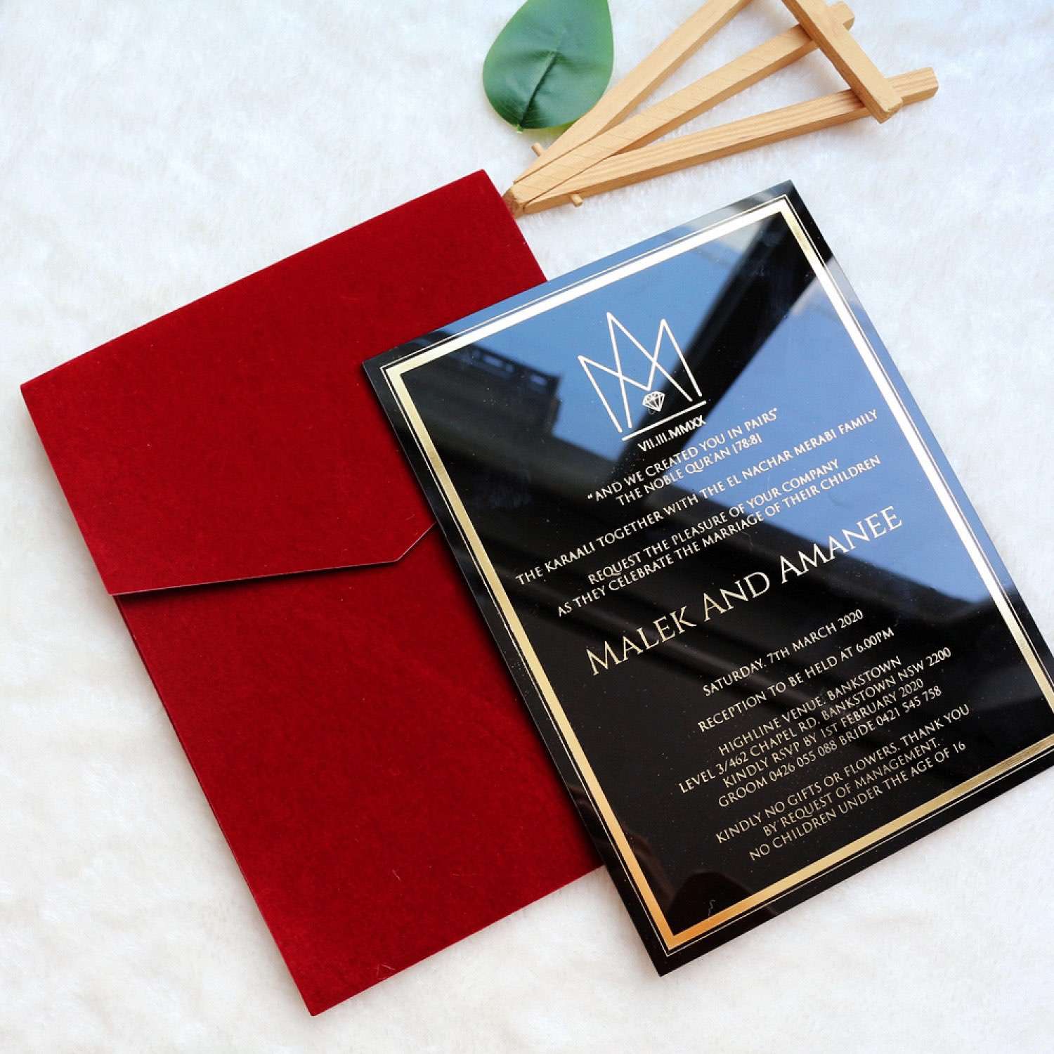 Acrylic Invitation Card With Velvet Envelope Foiling Printing Black Card